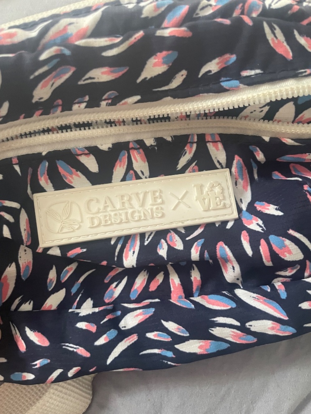 Carve Designs Henrietta Hip Pack - Picture 5 of 5